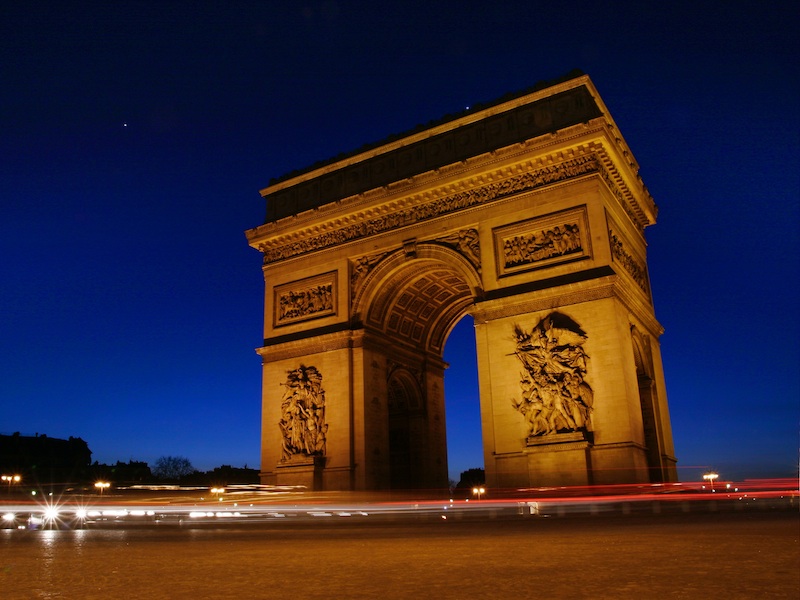 https://www.suntoursinternational.com/wp-content/uploads/2026/02/arc-de-triomphe-home.jpg